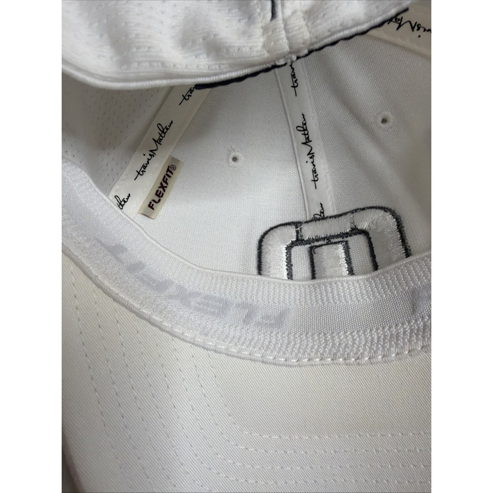 Travis Mathew Flex Fit White  Golf Hat Cap, Size L-XL EUC - Picture 5 of 6